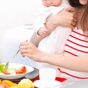Phụ nữ sau sinh nên ăn gì?Rau củ rất tốt cho mẹ tăng cường sức đề kháng