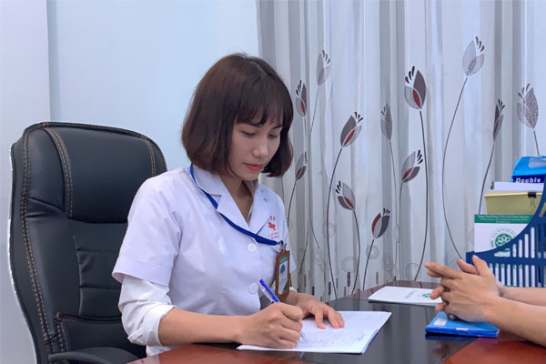 Bác sĩ, thạc sĩ: Nguyễn Thị Phượng