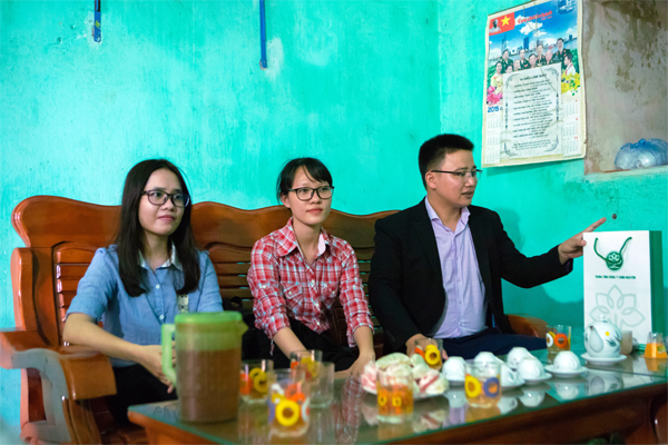 Bác Sĩ Hải Yến – Bác Sĩ Phan Hà Mi Và GĐ Đăng Duy Linh trò chuyện cùng gia đình em Lâm
